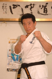 Адзума Такаси - основатель Кудо